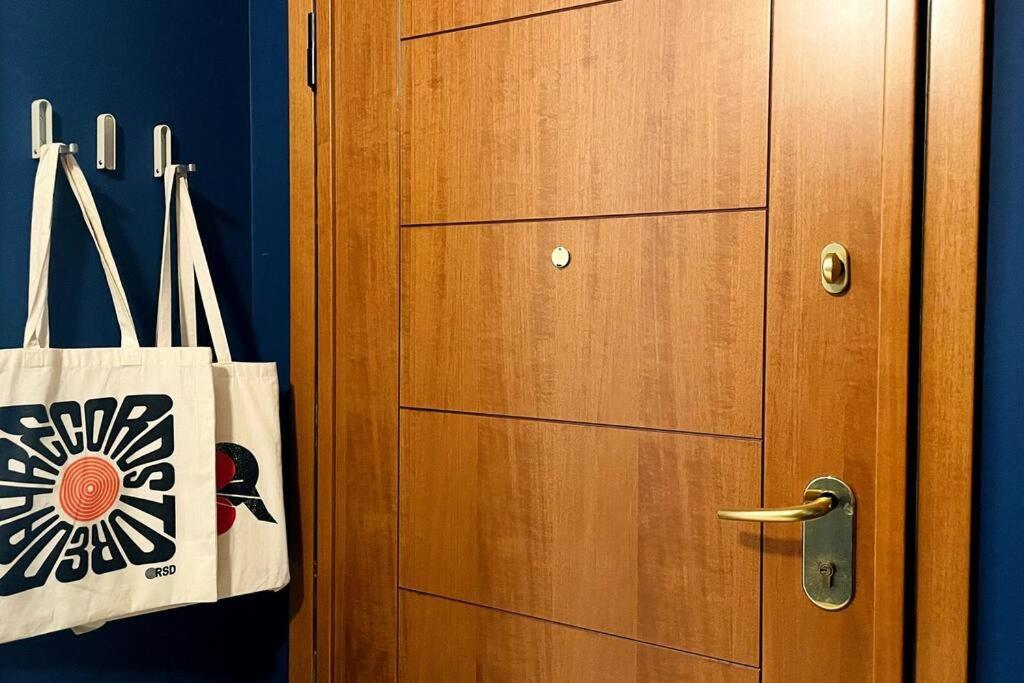 Cybele Apt Downtown Appartement Volos Buitenkant foto