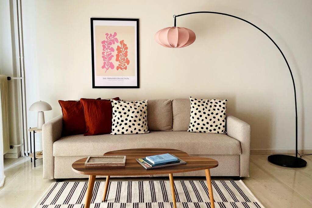 Cybele Apt Downtown Appartement Volos Buitenkant foto