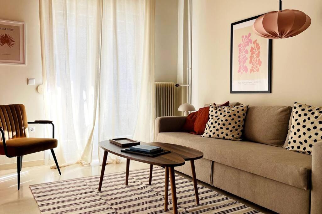 Cybele Apt Downtown Appartement Volos Buitenkant foto